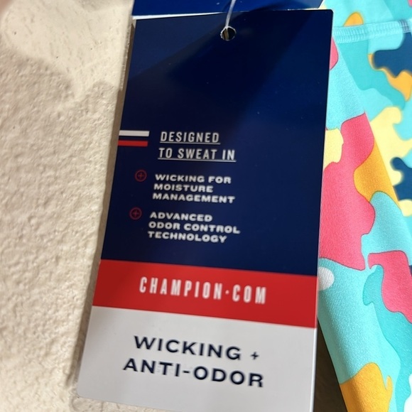 CHAMPION NWT Cropped Athletic Leggings, Size M - Picture 5 of 8